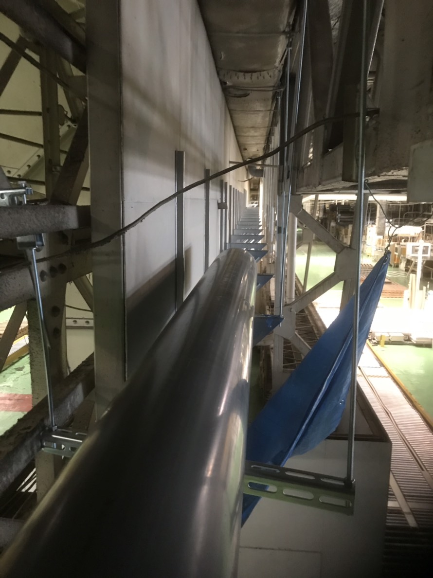 雨樋工事 竪樋パイプ配管工事２