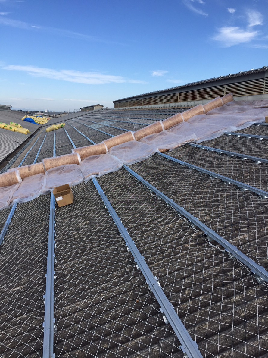 屋根工事 スレート屋根カバー工法１