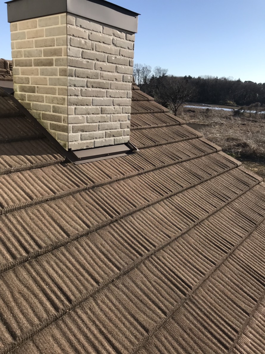 屋根工事 天然石付きハイブリッド屋根